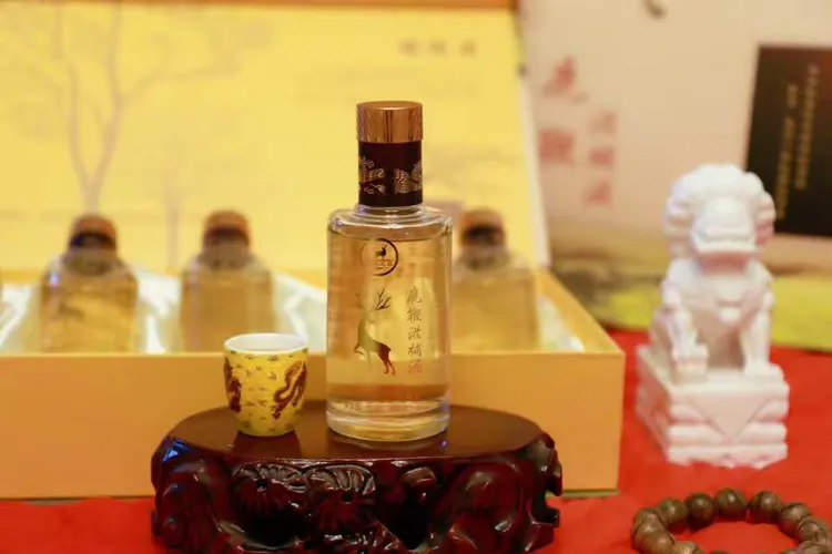 鹿茸酒每天什么时候喝最好？